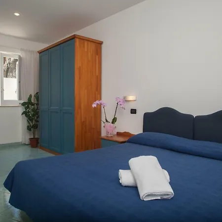 Casina Reale * Ischia