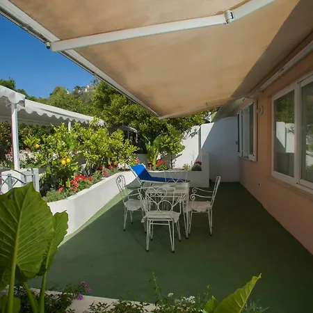 Casina Reale * Ischia